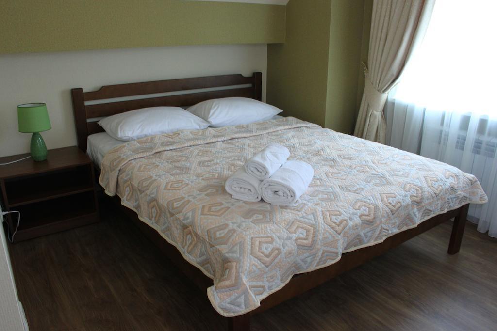Hotel Yar Charkov Kamer foto