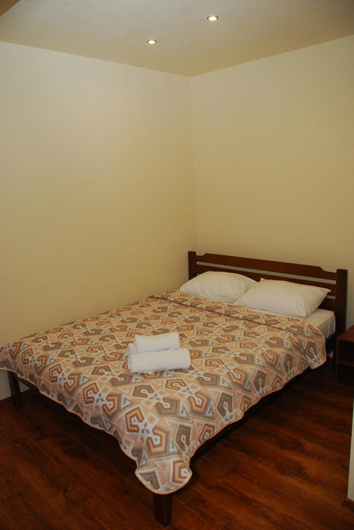 Hotel Yar Charkov Kamer foto