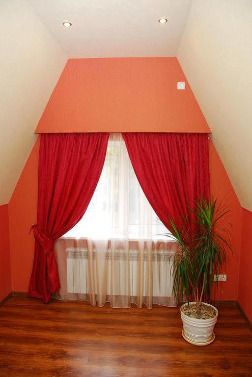 Hotel Yar Charkov Buitenkant foto